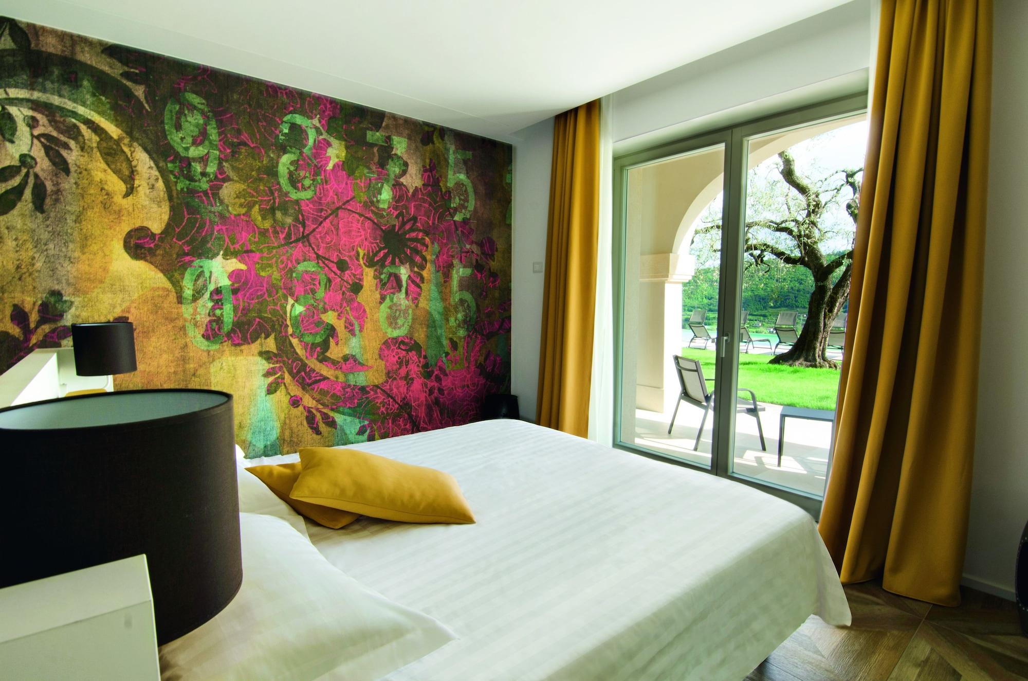 Ca' Barbini 4* Garda (Verona)