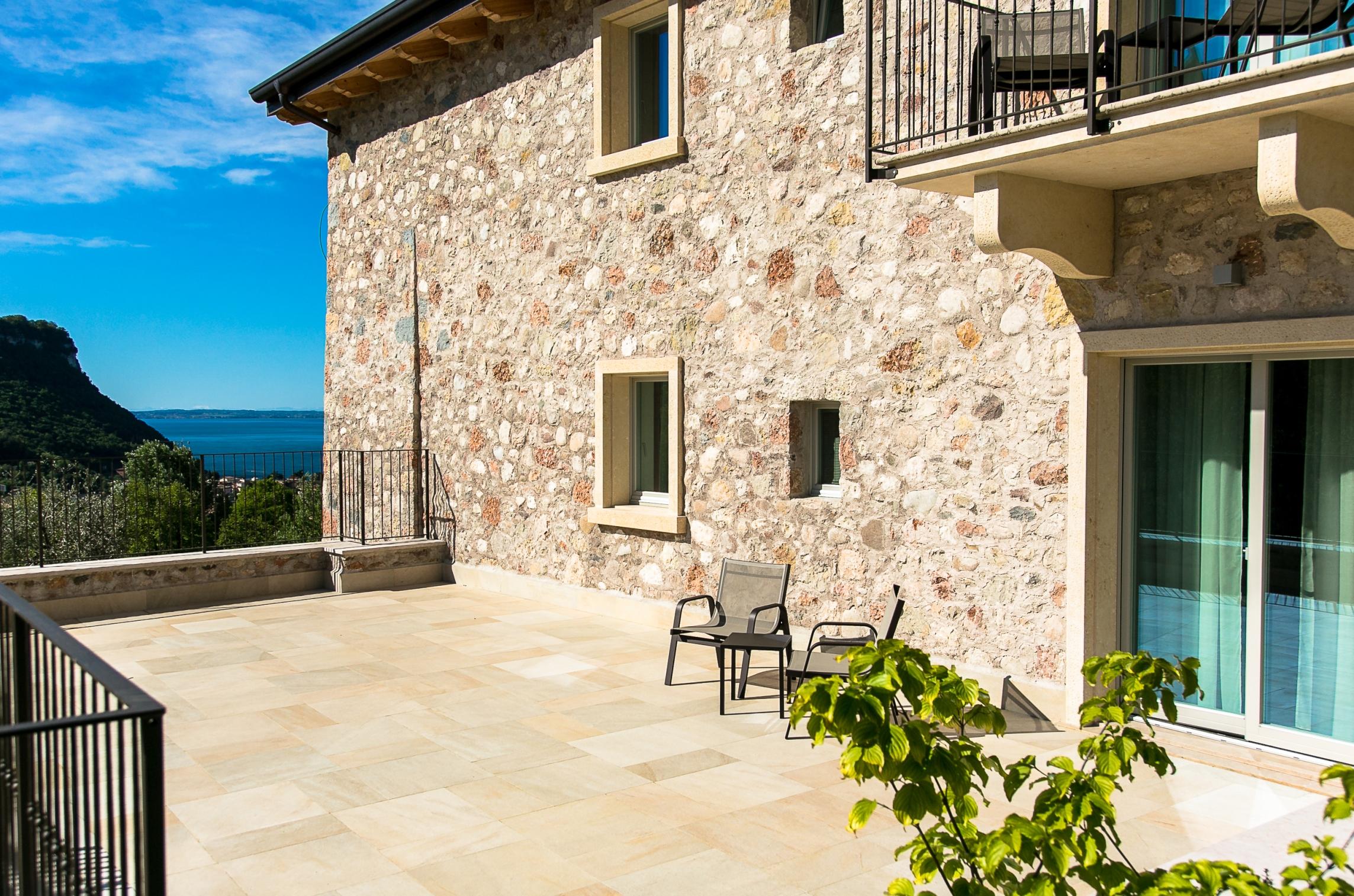 Ca' Barbini Hotel Garda (Verona)